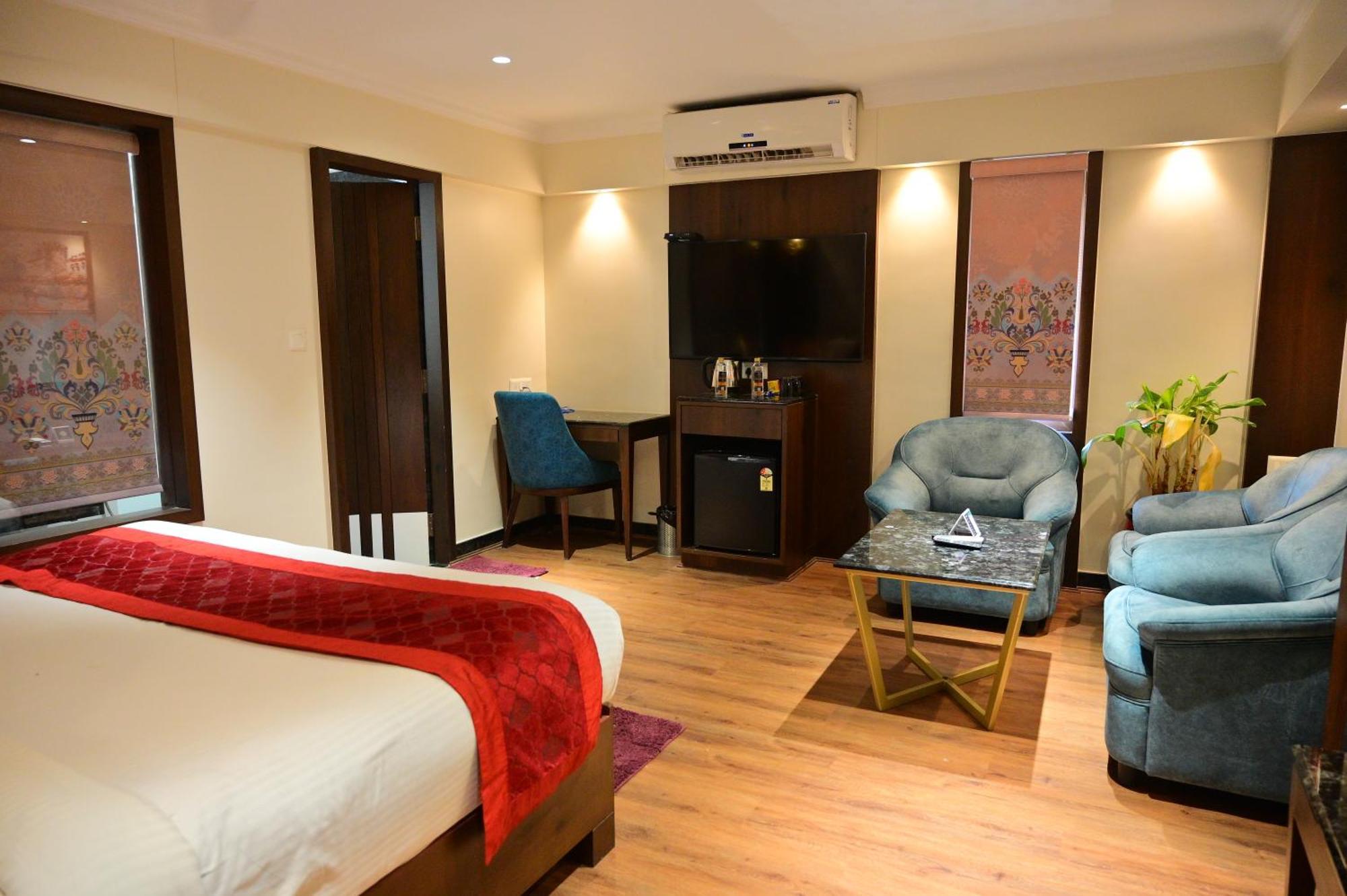 Hotel Golden Riviera Mysore Habitación foto