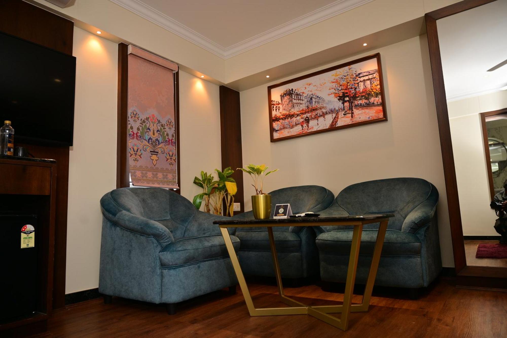 Hotel Golden Riviera Mysore Habitación foto