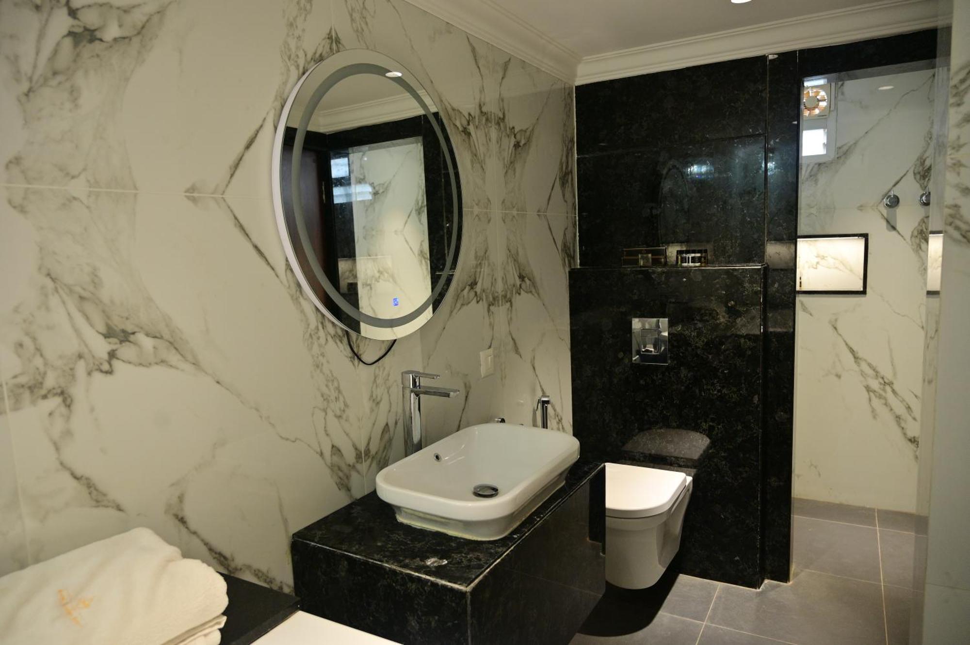 Hotel Golden Riviera Mysore Habitación foto